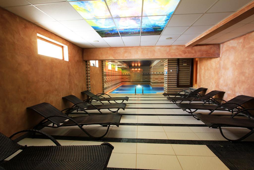 Bona Vita Hotel Golden Sands Ngoại thất bức ảnh