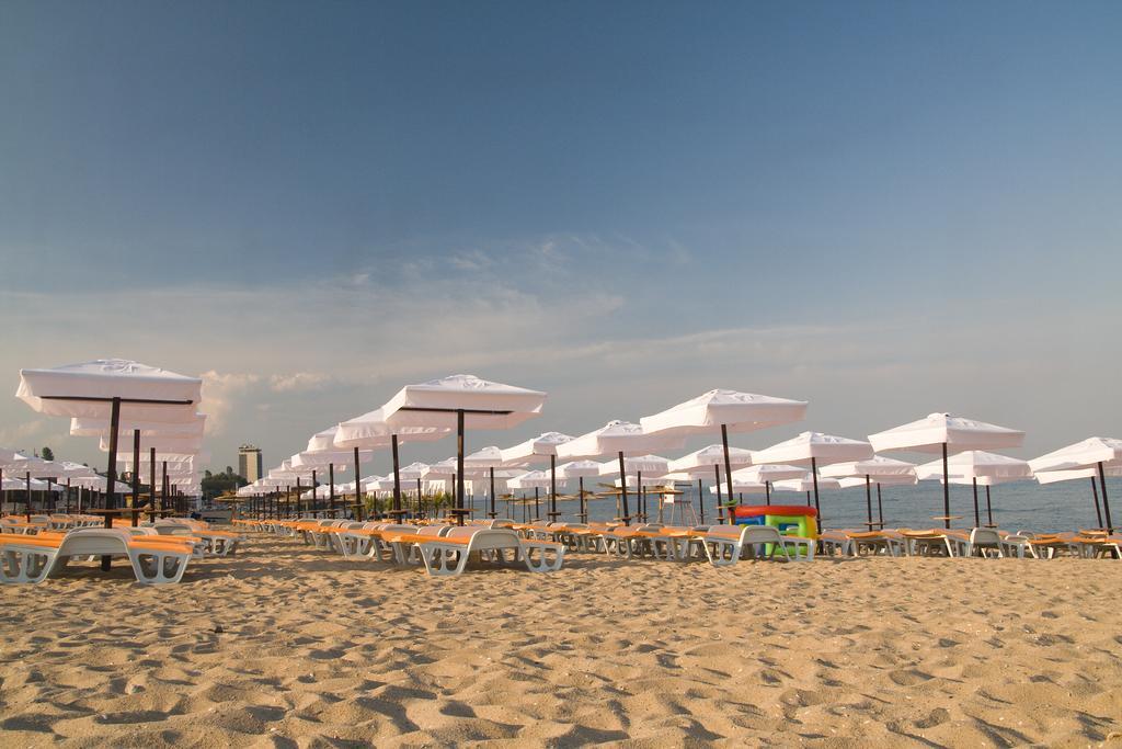 Bona Vita Hotel Golden Sands Ngoại thất bức ảnh