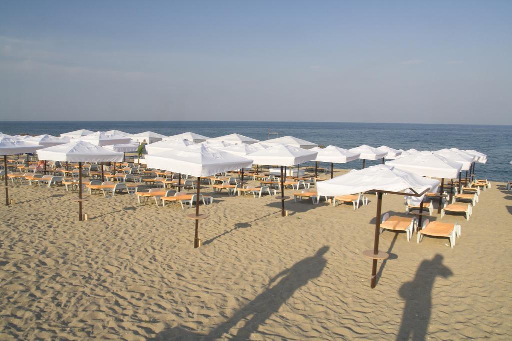 Bona Vita Hotel Golden Sands Ngoại thất bức ảnh