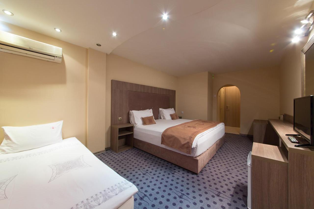 Bona Vita Hotel Golden Sands Ngoại thất bức ảnh