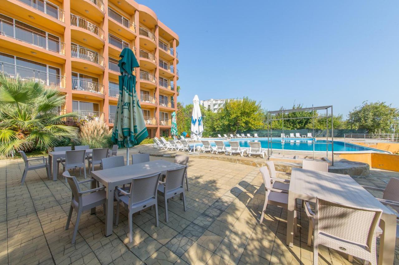 Bona Vita Hotel Golden Sands Ngoại thất bức ảnh
