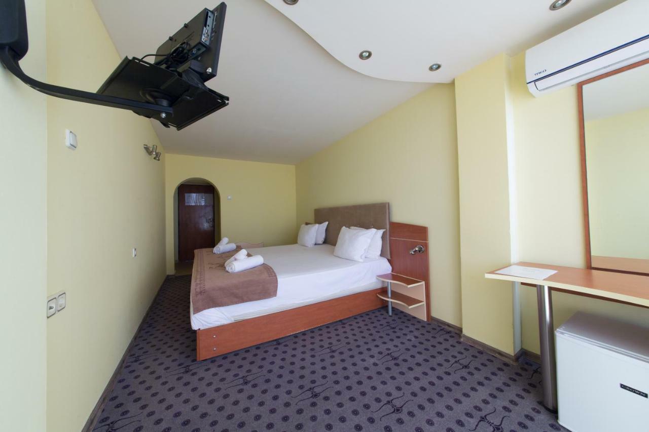 Bona Vita Hotel Golden Sands Ngoại thất bức ảnh